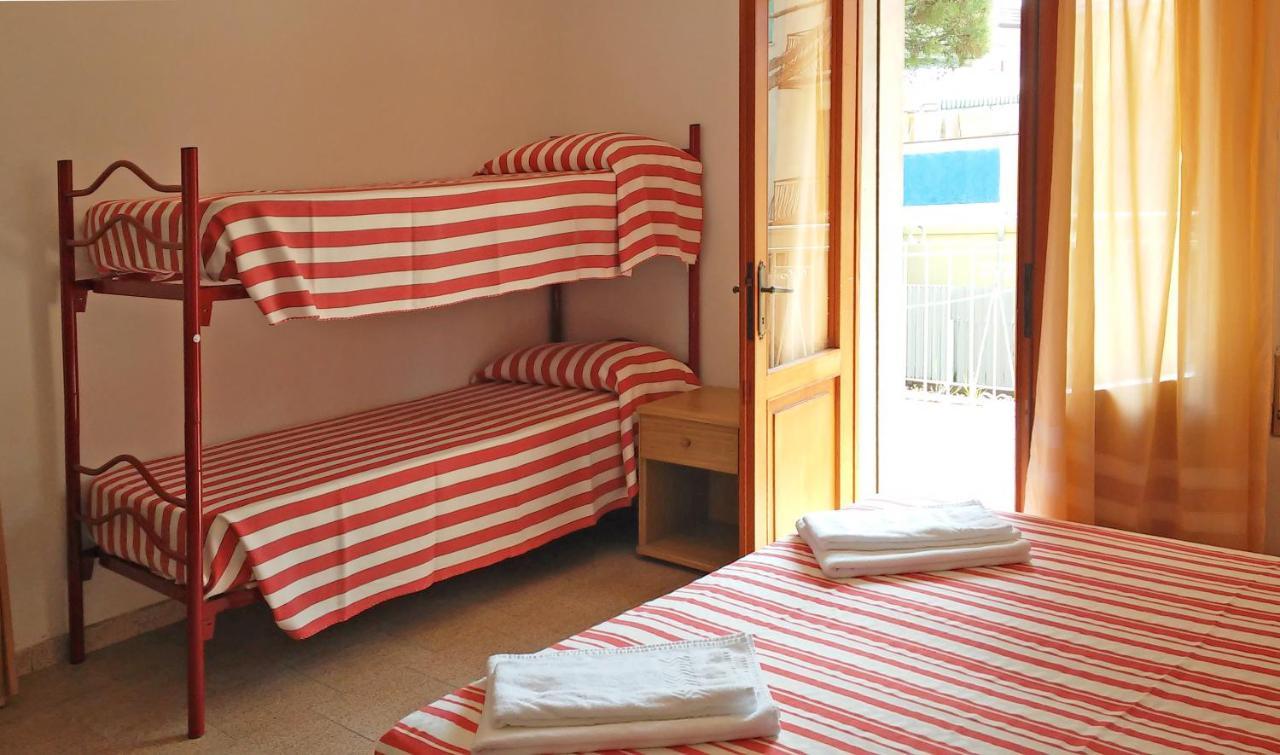 Saturno Hotel 2*