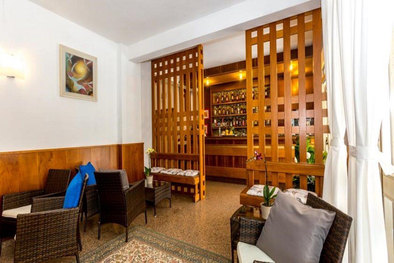 Saturno Hotel